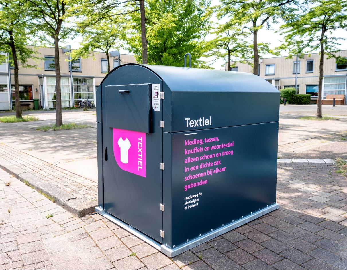 uitbreiden Namaak Diploma Nieuwe containers voor het verzamelen van textiel in Vlaardingen |  Vlaardingen24