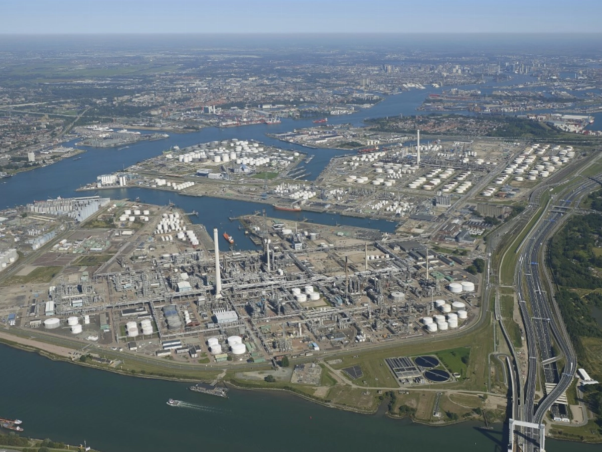 Shell Energy & Chemicals Park Rotterdam