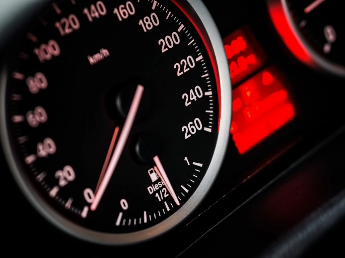 Snelheidsduivels betrapt op Westlandseweg #Vlaardingen.