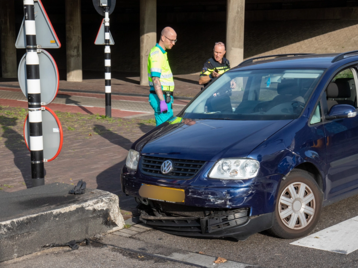 Schiedam24 • Aanrijding op Noorderweg • #Schiedam.