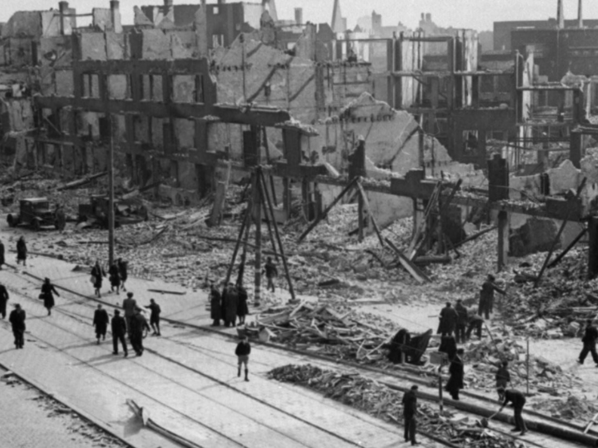 Herdenking vergeten bombardement in Sodafabriek Schiedam24