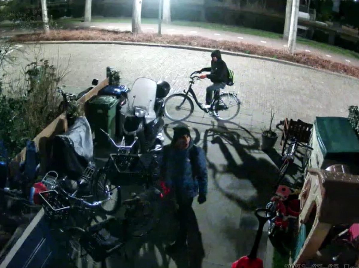 Wie herkent het tuig dat te beroerd is om te werken en daarom maar gaat jatten omdat ze niets anders kunnen?? #Vlaardingen.