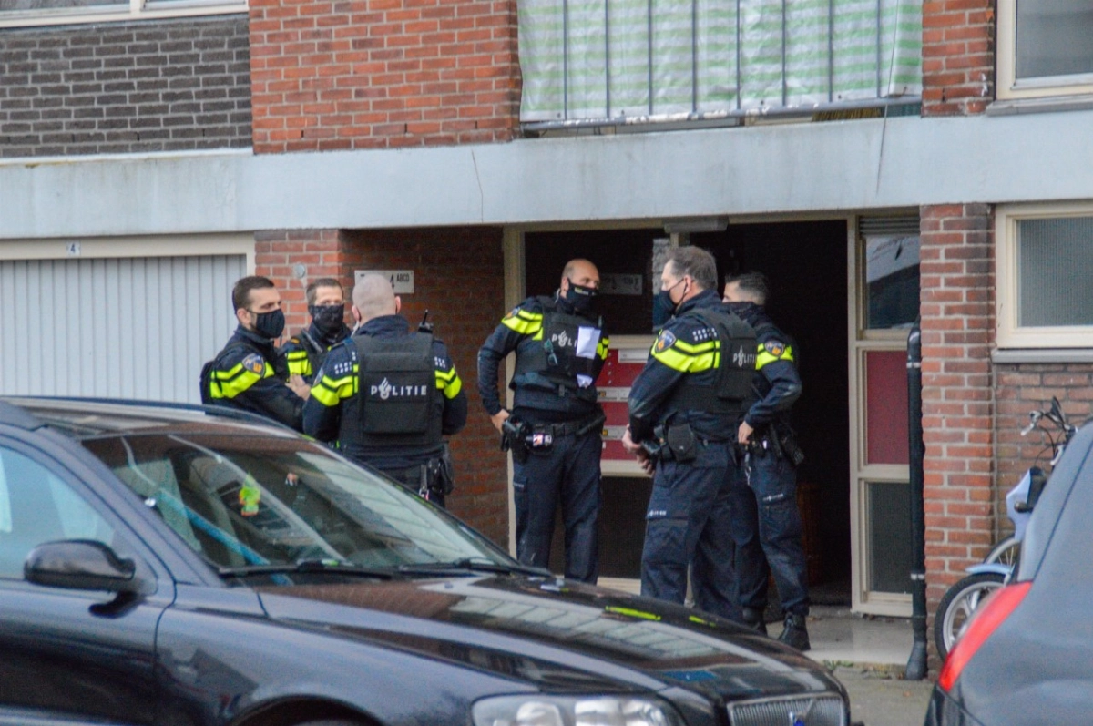 Tip over drugslab leidt politie naar hennepkwekerij.. #Maassluis