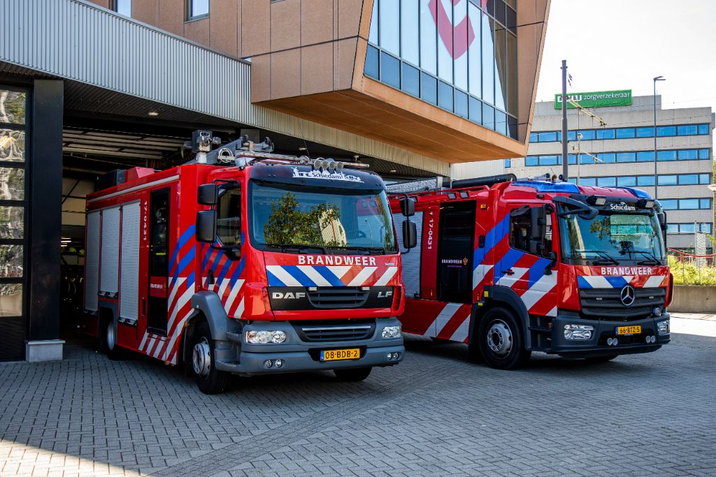 Nieuwe tankautospuit voor de brandweer Schiedam