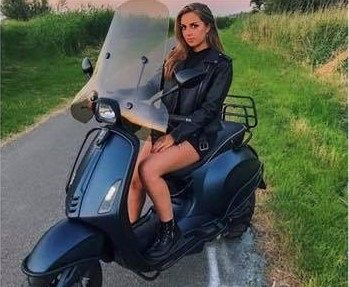 Wie heeft de gestolen scooter van Ashley gezien?