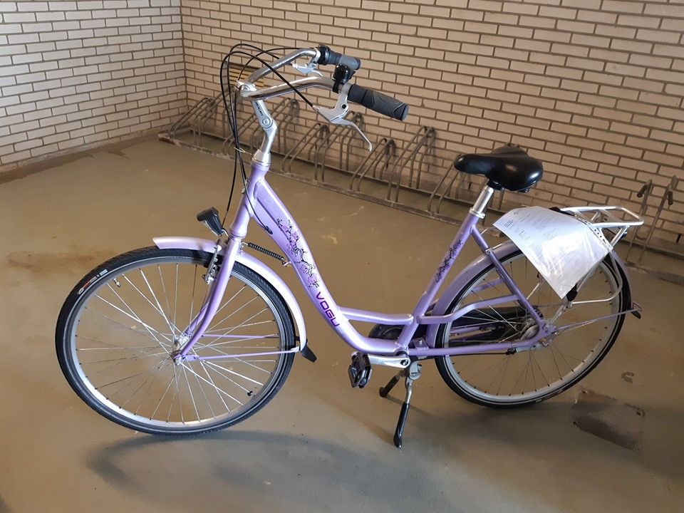 Politie zoekt eigenaar paarse fiets