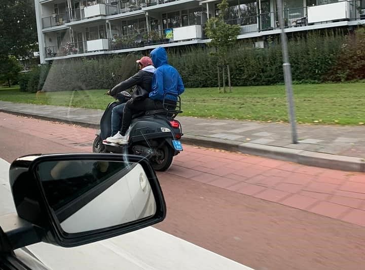 Twee Jongens gezien op gestolen scooter