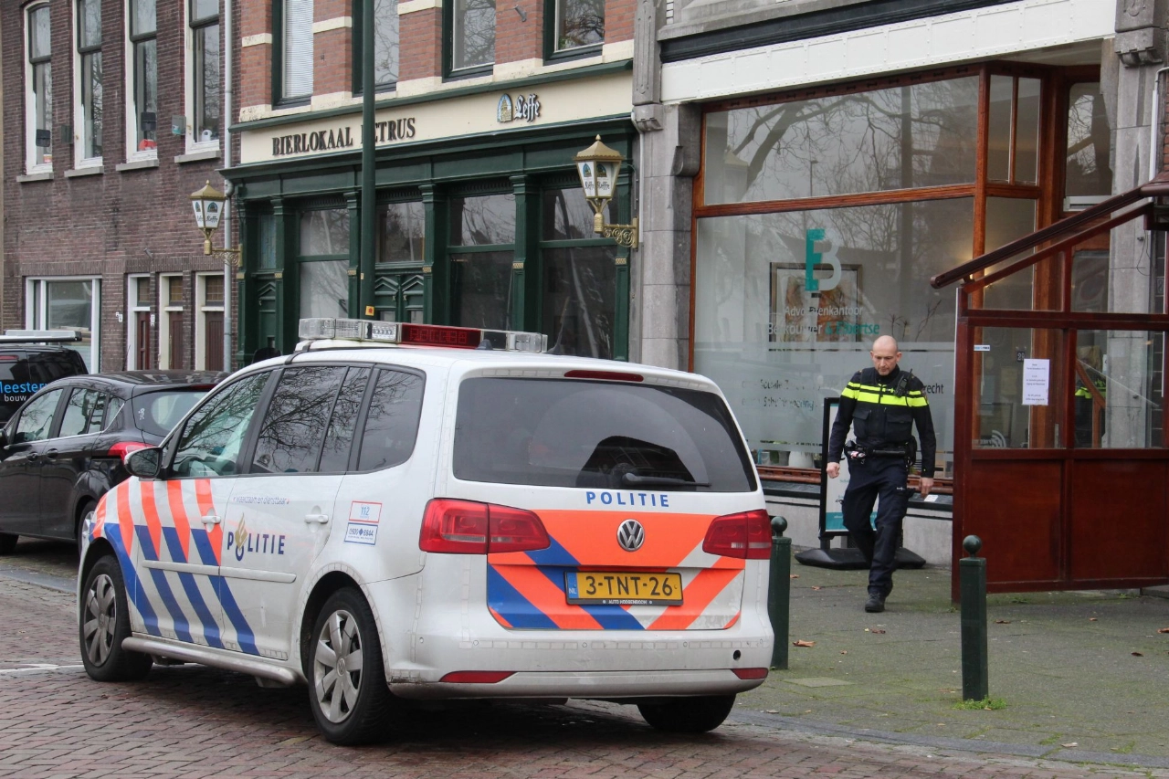 Politie in actie na overvalmelding Westhavenkade