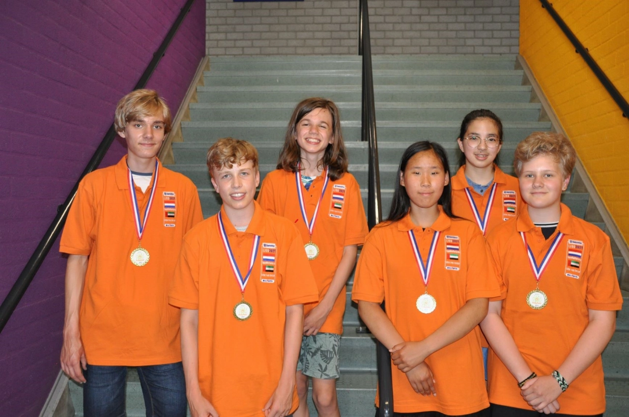 Donna Verhoeff voor ’t Groen naar Junior Science Olympiad
