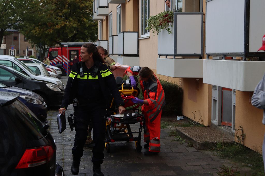 Vrouw zwaargewond bij steekpartij woning Boterbloemstraat