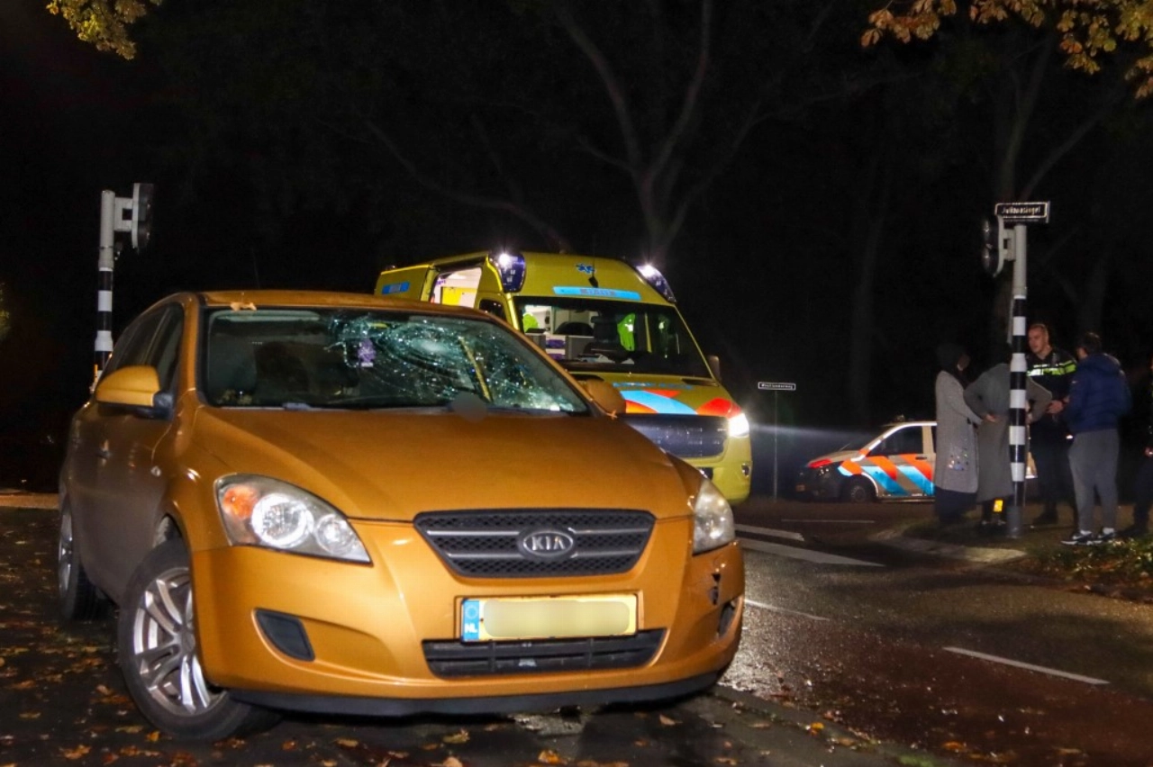 Scooterrijder gewond na aanrijding