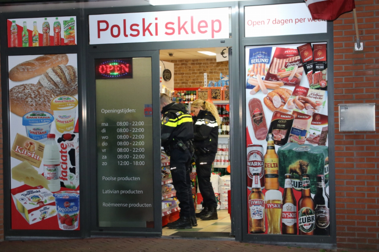 Burgemeester Vlaardingen sluit Poolse supermarkt