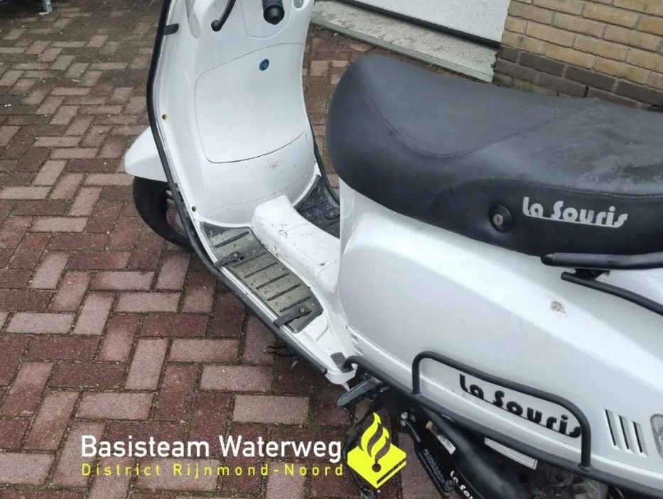 Politie arresteert man met gestolen scooter