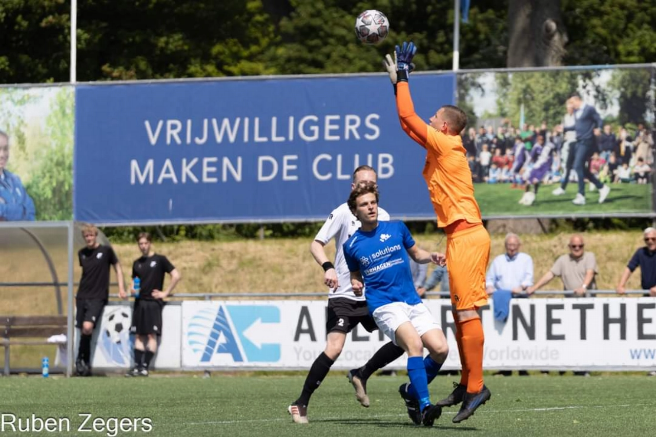 Keeper Ian Slagboom (DVO’32) keert terug bij VFC (za).
