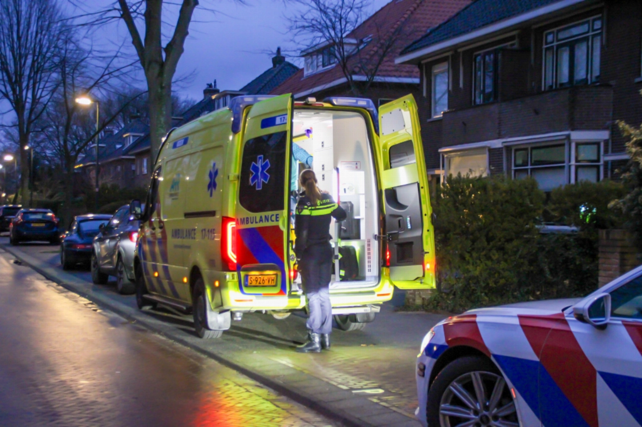 Kind zwaargewond na val met mes