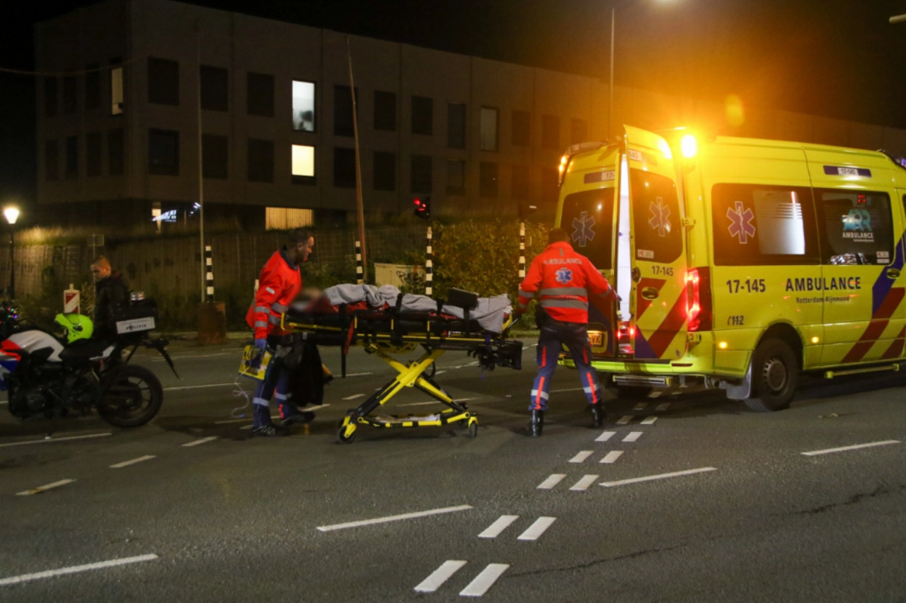 Fietsster ernstig gewond na aanrijding