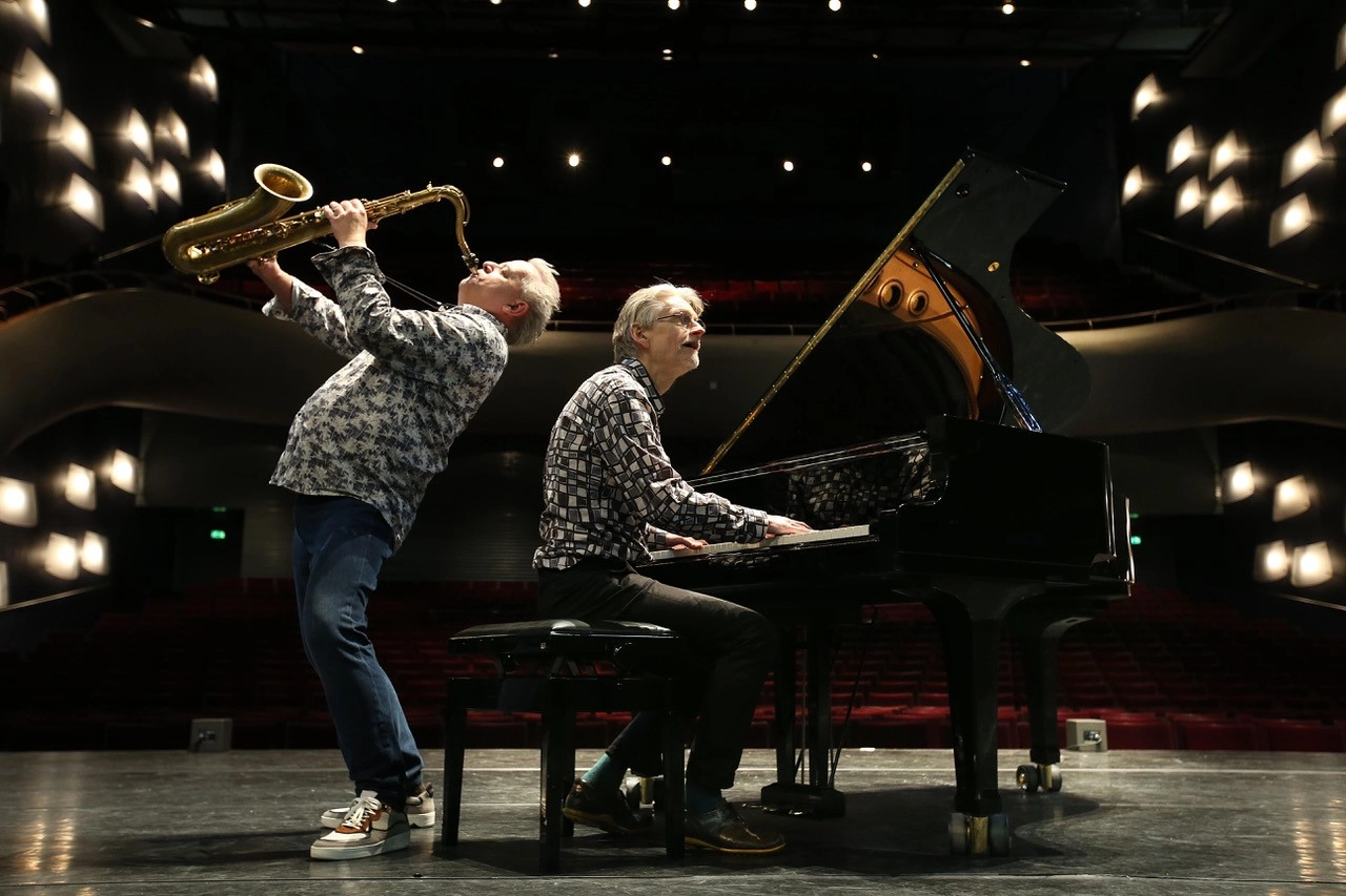 Intiem jazz & poetry theaterconcert Broos