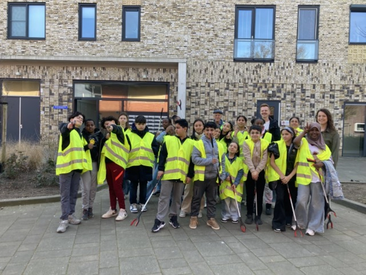 Cleanup Day 2025: Vlaardingers de straat op!