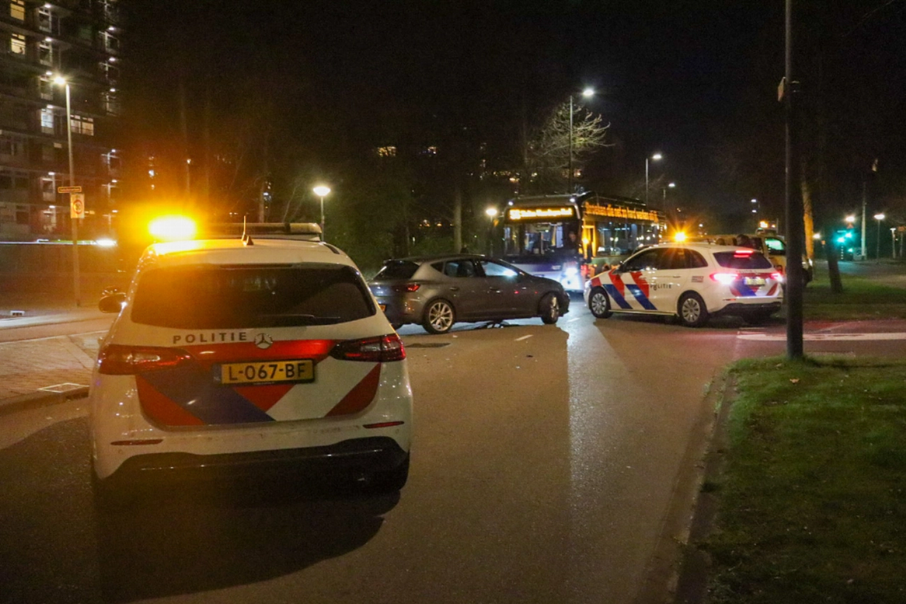 Aanrijding Korhoenlaan: inzittenden vluchten