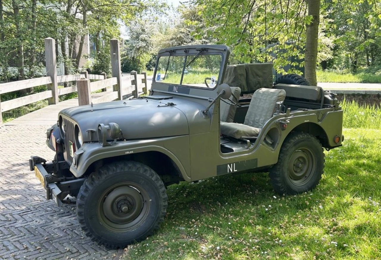 Winkelcentrum Van Hogendorpkwartier viert 80 jaar Bevrijding