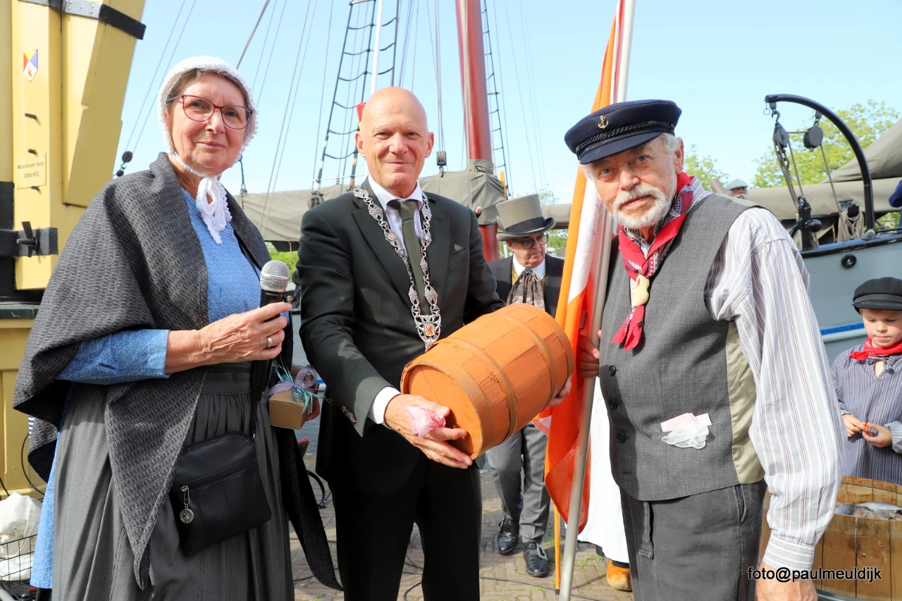 De Balder vaart haring Vlaardingen binnen