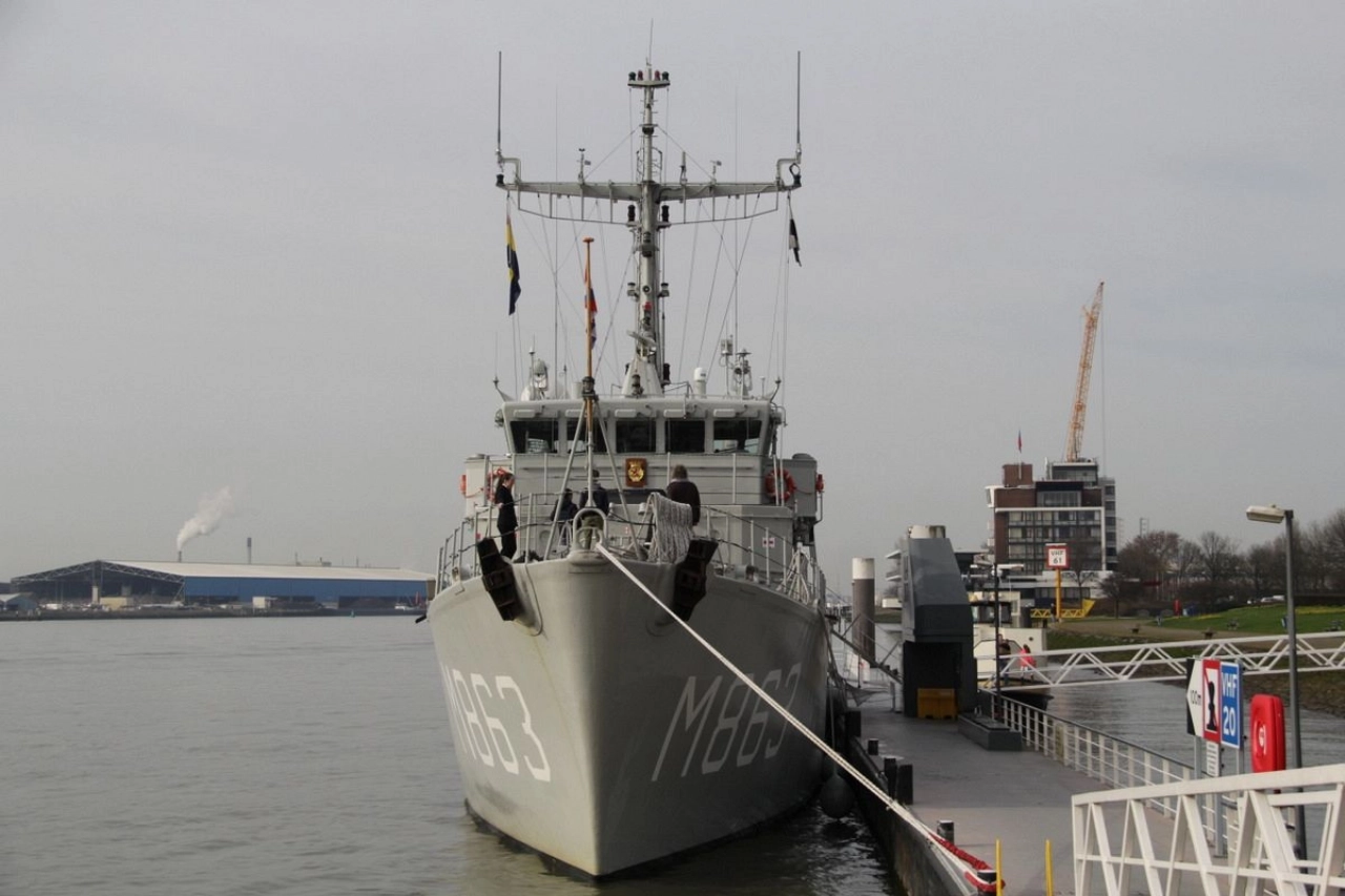 Mijnenjager 'Vlaardingen' nu Oekraïens schip