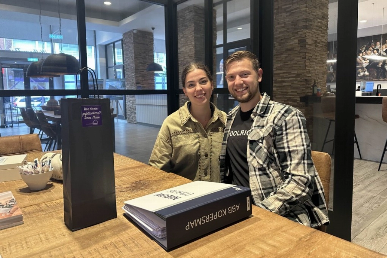 Eerste kopers tekenen voor een Thuis in Zwanenpark Vlaardingen