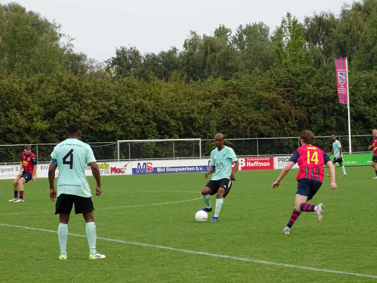 Victoria '04 speelt gelijk tegen Zwarte Pijl