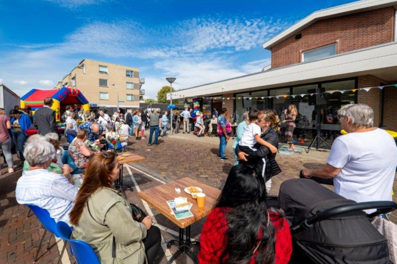 Feestelijke opening nieuwe locatie Het Buurtpunt