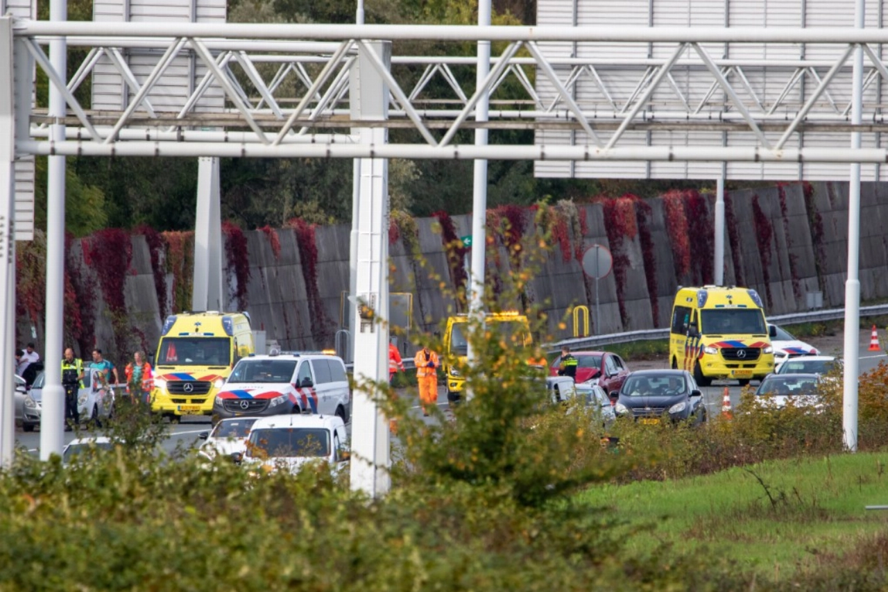 Meerdere gewonden na aanrijding op de A4