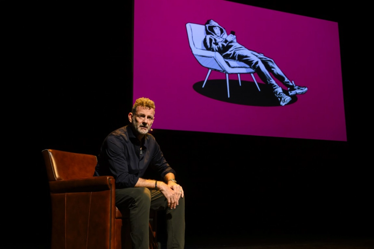 Kluun presenteert theatercollege Help, ik heb een puber!