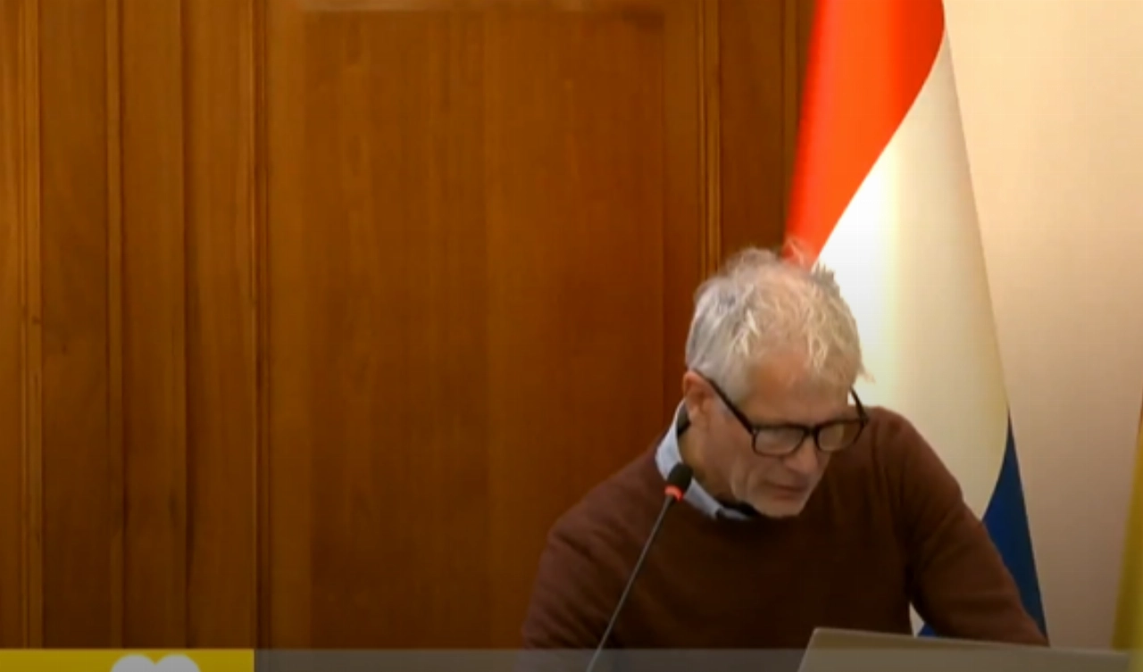 Begroting: gemeenteraad haalt 'AI-meuk' van de agenda