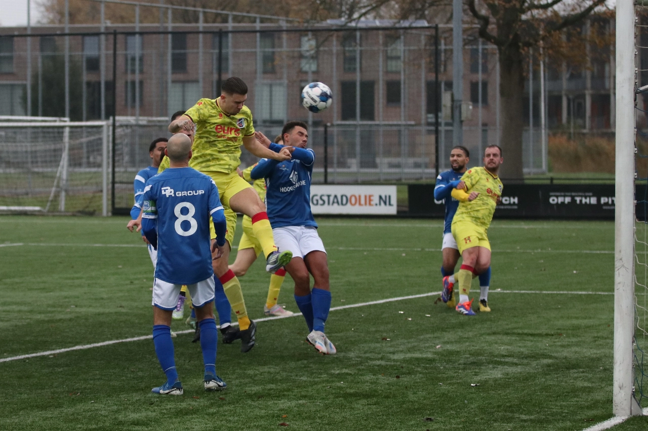 Victoria '04 scoort vijf keer...maar verliest toch