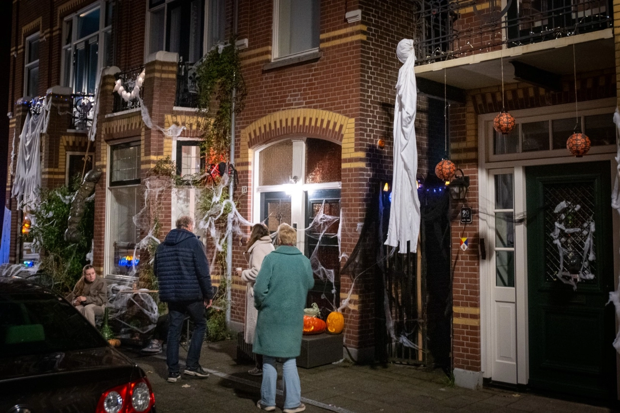 Halloween leeft in de Oostwijk
