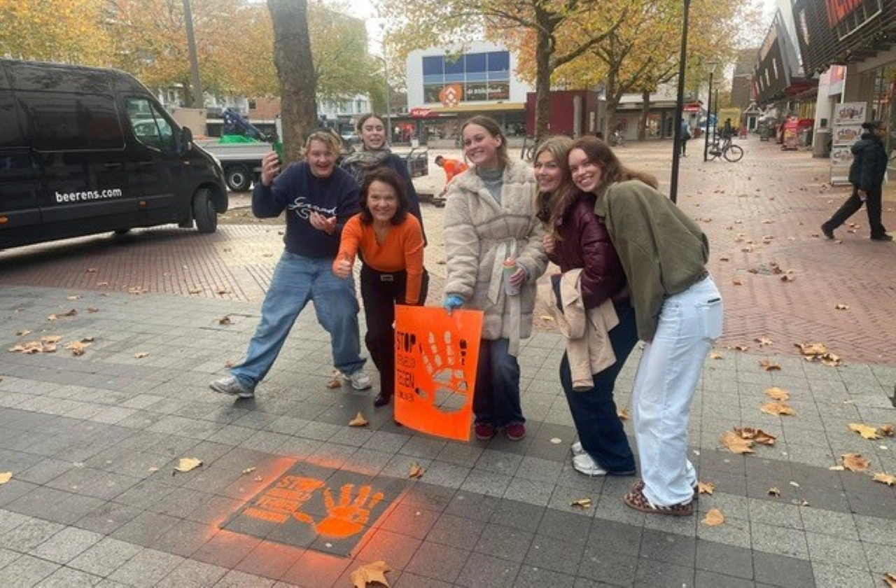 Leerlingen 't Groen zetten zich in voor Orange The World