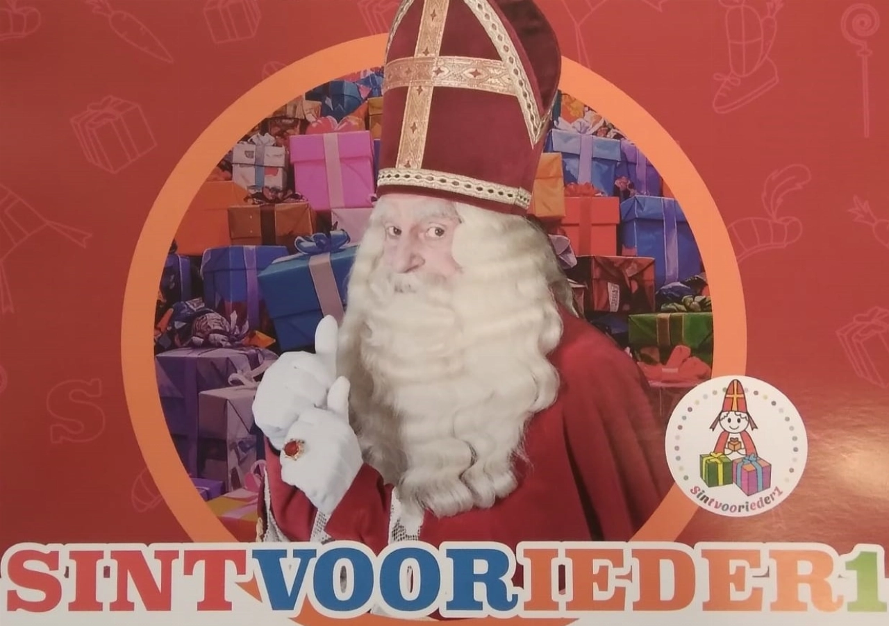 Bibliotheek de Plataan inzamelpunt voor cadeaus voor Sintvoorieder1