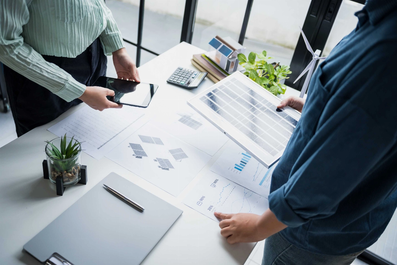 Energiecontract verlengen of overstappen? De slimste keuze voor ondernemers aan het eind van het jaar