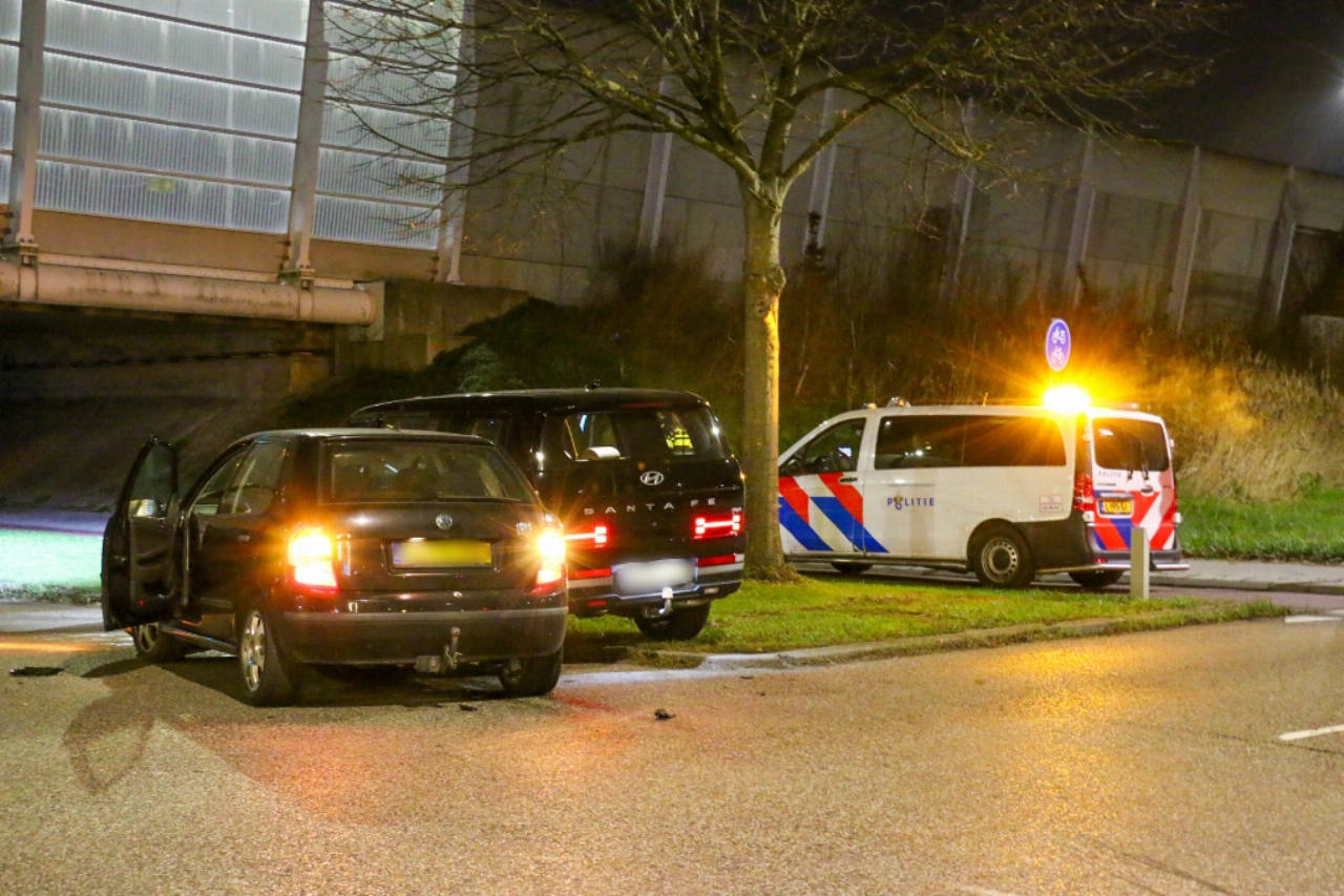 Forse aanrijding op Holysingel