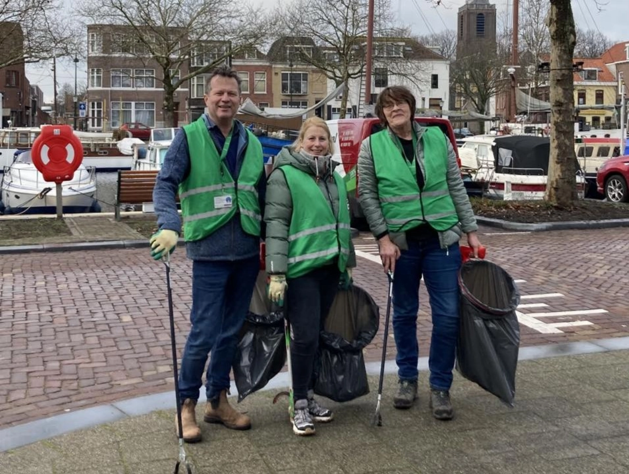 Buurtbezem Oostwijk trok er weer op uit