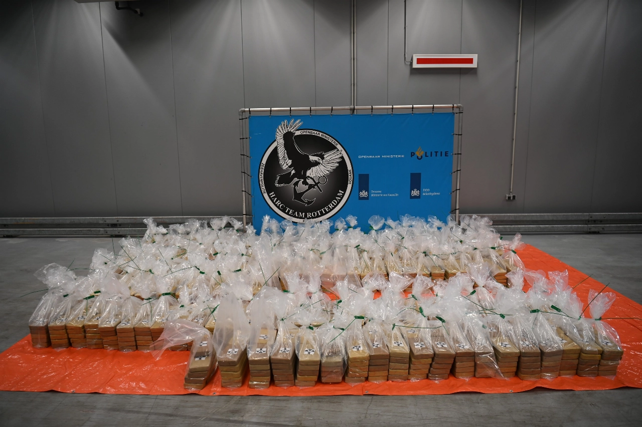 Bijna 5000 kilo cocaïne gevonden in containers uit Equador