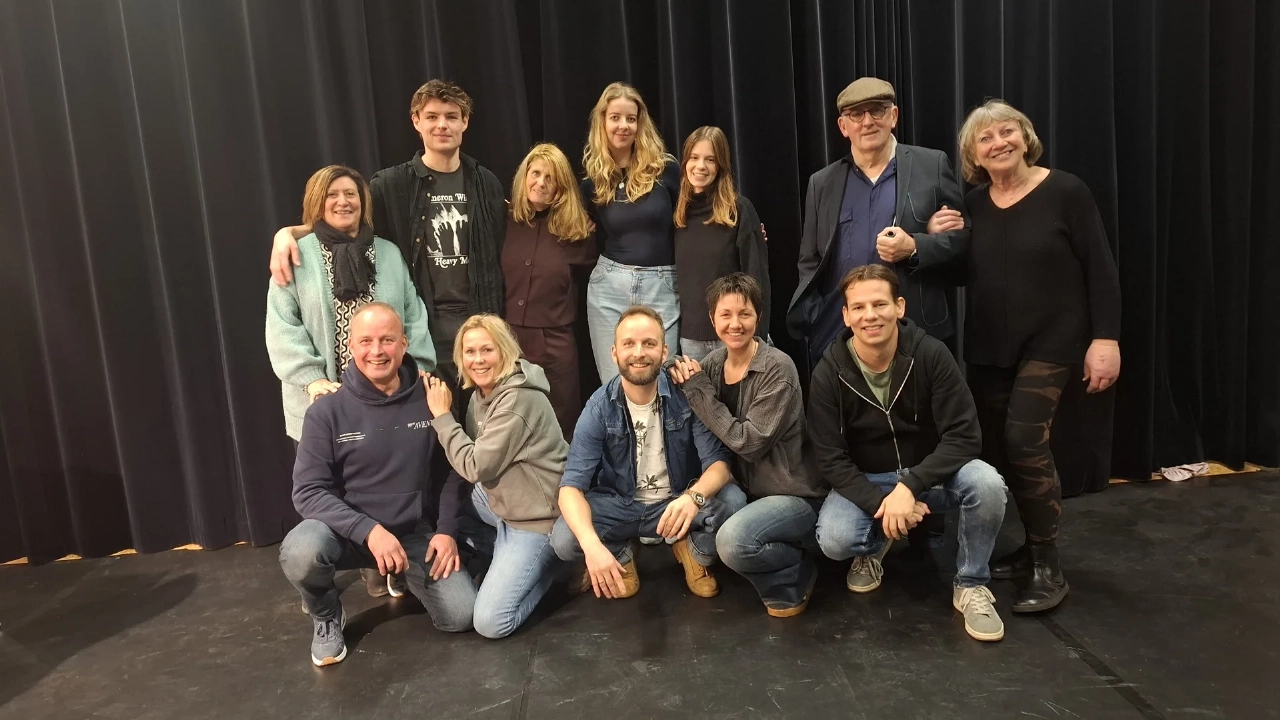 Toneelgroep O.N.I. speelt Het Ei van Columbus