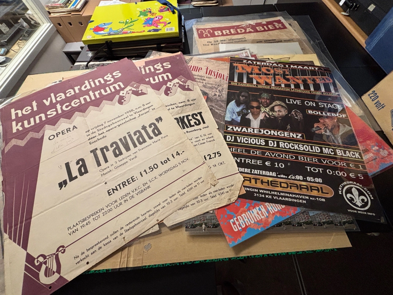 Collectie posters naar Stadsarchief Vlaardingen