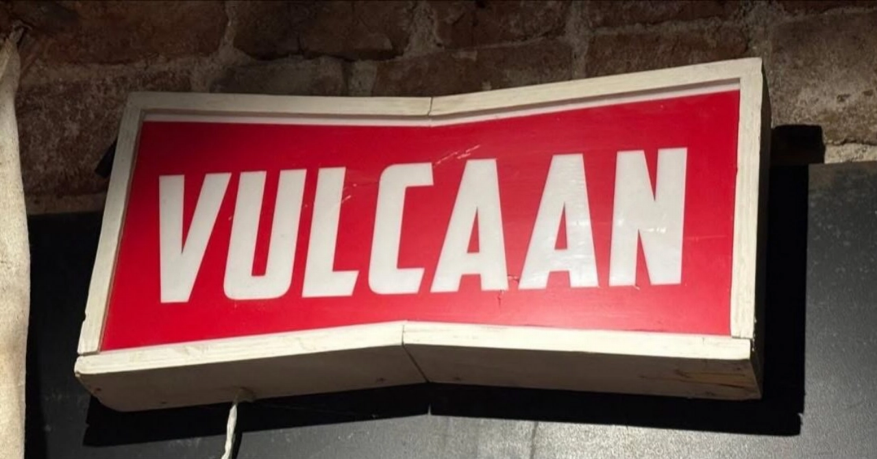 Bierbrouwerij Vulcaan op zoek naar verdwenen lichtbak