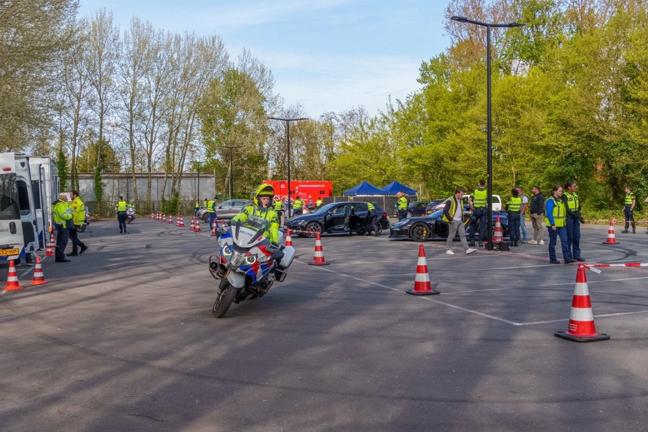 Massale controleactie in Vlaardingen levert arrestaties en wapenvondsten op