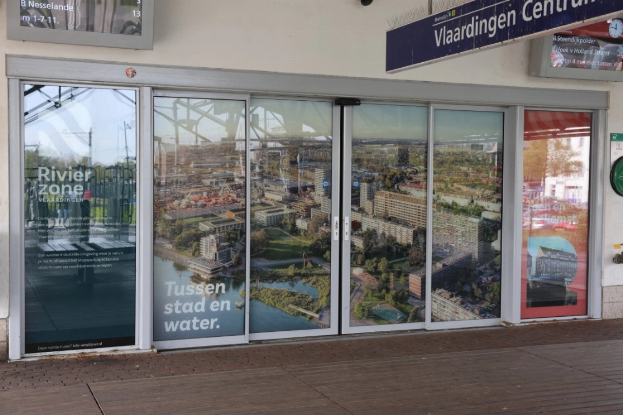 Toekomst Rivierzone in beeld op metrostation Vlaardingen Centrum