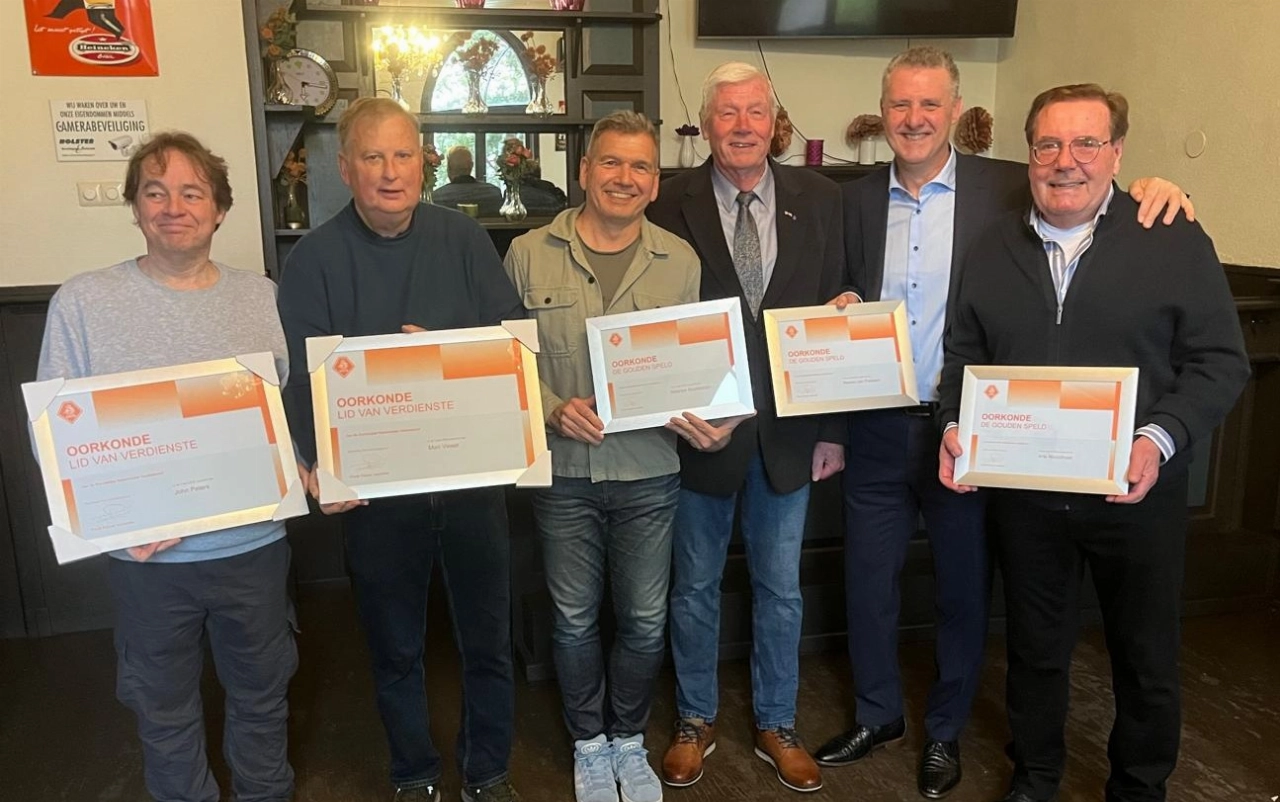 Gouden avond voor Sc Victoria ’04: vijf clubhelden onderscheiden door de KNVB