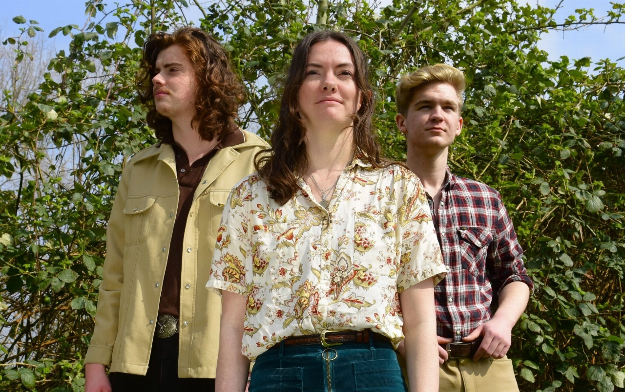 Live in de Vulcaan Brouwerij: Strow!