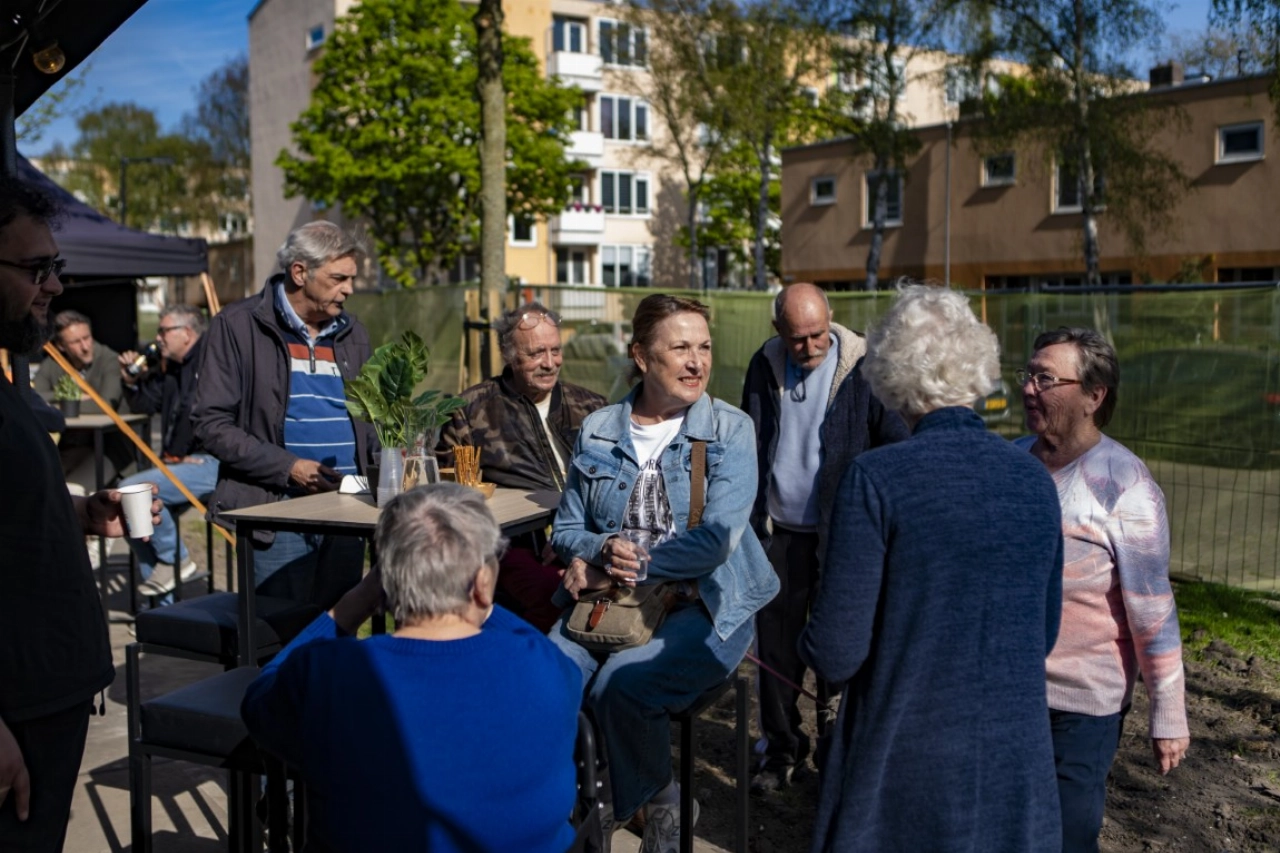 Toekomstbestendige woningen aan de Kethelweg: start renovatieproject Waterweg Wonen en ERA Contour