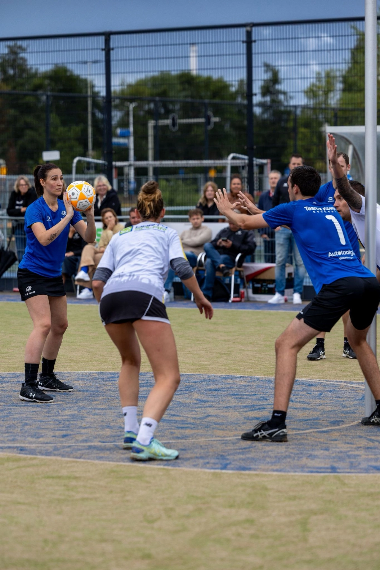 Twist neemt afscheid van twee spelers