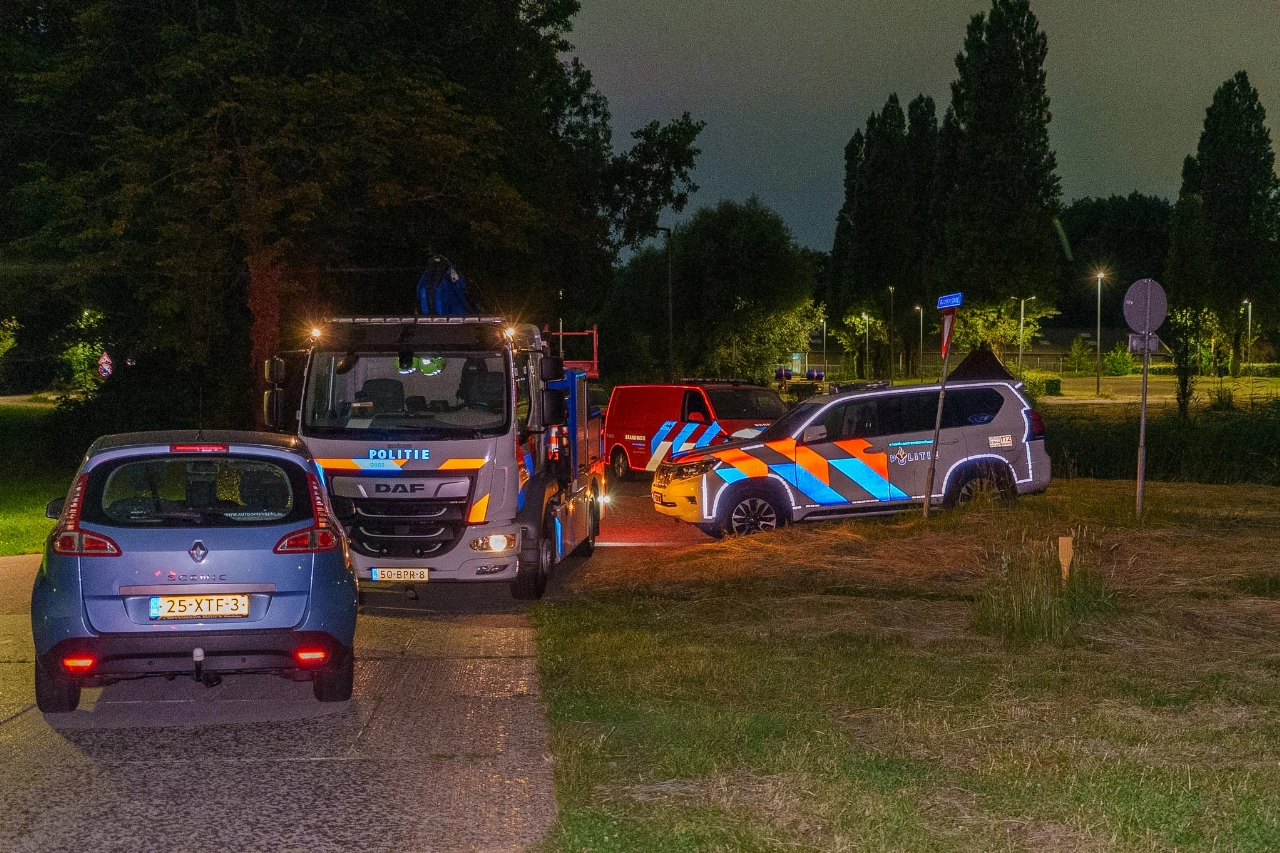 Nachtelijke zoektocht naar drenkeling in de Vaart
